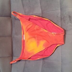 WILD FABLE WOMEN'S ORANGE AND YELLOW TIE DYE BIKINI BOTTOMS. LARGE/ NWT